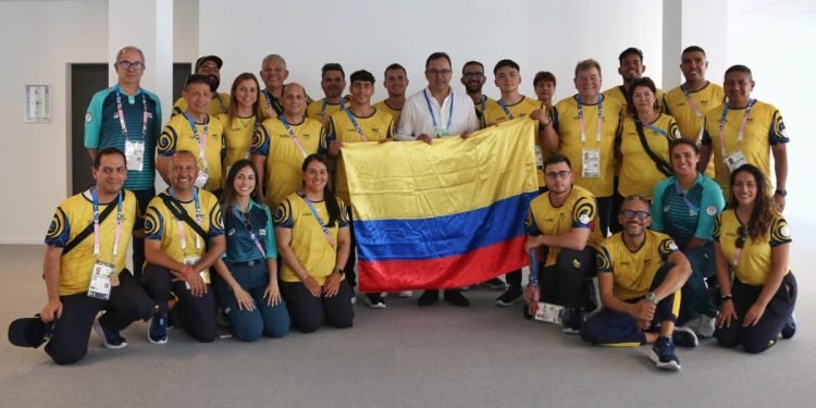 Nuestros deportistas olímpicos celebraron el Día de la Independencia en París