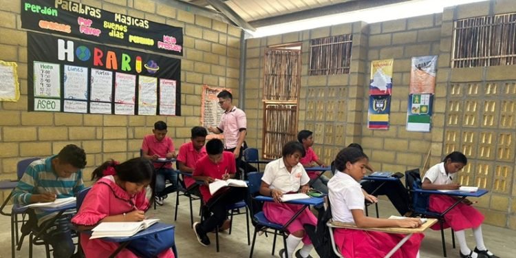 La Fundación Pies Descalzos ha llegado a más de 9000 estudiantes en La Guajira