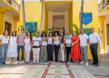 Florena Estrada Daza, Luisana Vence Morón y Sharick Sánchez Alamarales, estudiantes de VI semestre de la Escuela de Derecho de la Universidad Sergio Arboleda Santa Marta