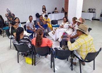 ICBF realiza círculos de la palabra para el cuidado de la niñez wayuu en La Guajira