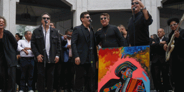 En medio de cantos y acordeones le dieron el último adiós al rey vallenato Egidio Cuadrado