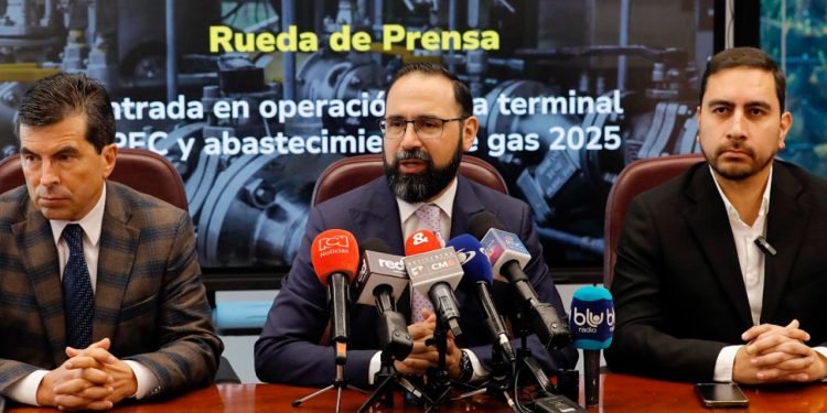 El Ministerio de Minas y Energía garantiza el suministro de gas natural para 2025