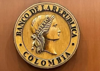 La Junta Directiva del Banco de la República redujo en 50 puntos básicos la tasa de interés y la dejó en 9,75%