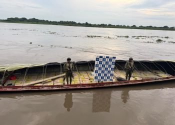 Armada inmoviliza insumos líquidos y sólidos para el procedimiento de sustancias ilícitas