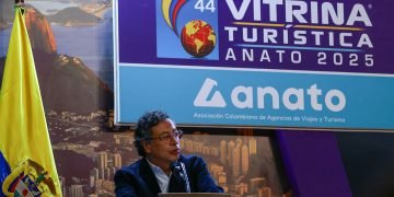El turismo ya genera más divisas que el carbón: Presidente Petro celebra el crecimiento económico en Vitrina Anato 2025