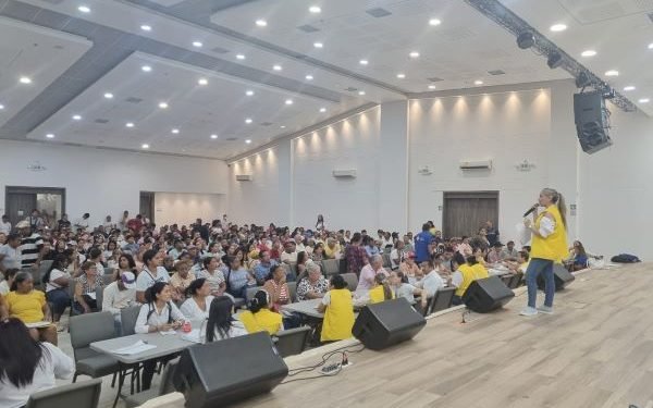 Unidad para las Víctimas entrega 899 cartas de indemnización en el Cesar