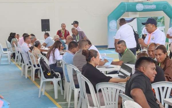 Productores guajiros lograron más de 433 millones en ventas en la segunda Rueda de Negocios de Compras Públicas Locales