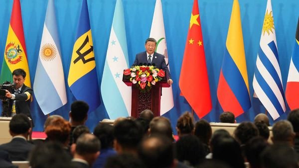 Presidente chino Xi Jinping lanza cinco programas de cooperación con la Celac y anuncia crédito por 35,6 billones de pesos
