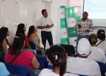 50 micronegocios de la economía popular de Riohacha se fortalecen con capacitación