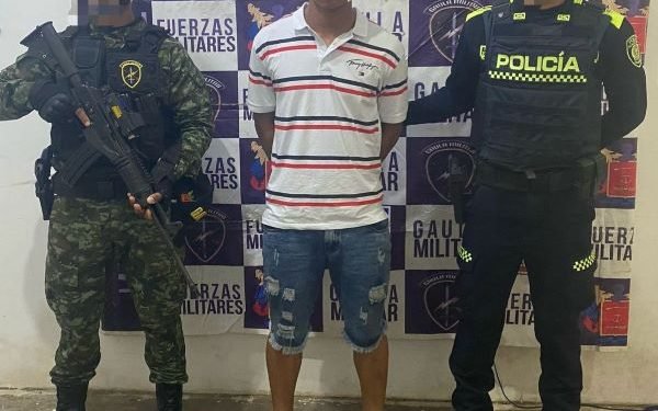 Ejército Nacional captura a alias Yao, presunto cabecilla de las Autodefensas Conquistadoras de la Sierra Nevada en Riohacha, La Guajira