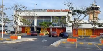 Capturada mujer con arma de fuego ilegal en el Aeropuerto Almirante Padilla
