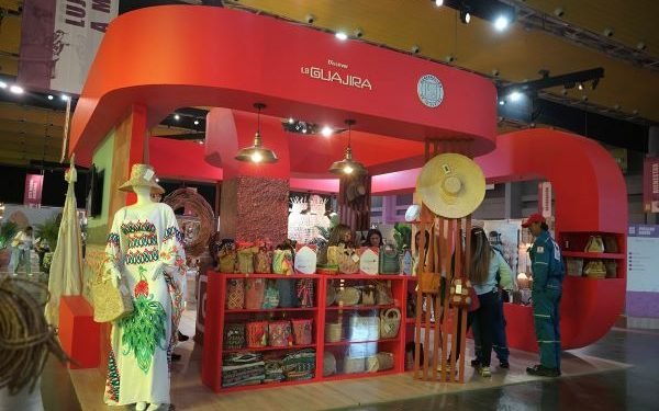 La Guajira se posiciona en la Feria AMA Caribe como referente del arte manual ancestral