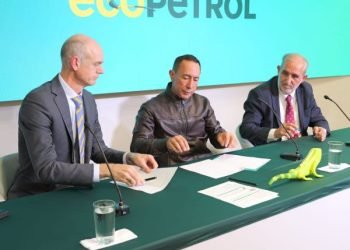 Ecopetrol S.A. suscribe acuerdo para adquisición de un portafolio de hasta 1,300 megavatios de proyectos solares y eólicos en Colombia