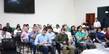 Corpoguajira adelanta estudio para establecer impacto de la minería en la disponibilidad de agua potable en comunidades wayuu