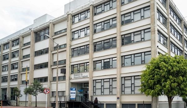 Ministerio de Educación ha cumplido con los recursos para Riohacha y exige a la Secretaría de Educación municipal responder con eficiencia