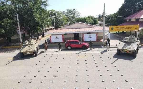 Ejército Nacional incautó 100 kilogramos de clorhidrato de cocaína pertenecientes al GAO Clan del Golfo en La Paz, Cesar
