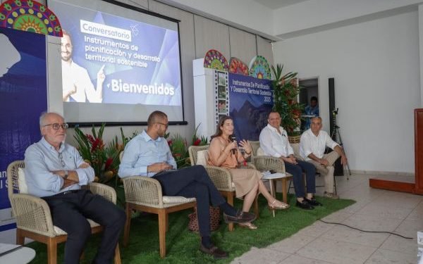 Corpoguajira participó en conversatorio “Instrumentos de planificación y desarrollo territorial sostenible”