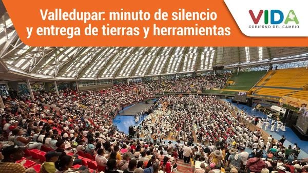 Valledupar: minuto de silencio y entrega de tierras y herramientas