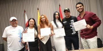 Alcalde Alejandro Char posesiona a nuevos integrantes del Consejo Distrital de Juventud 2025 -2026