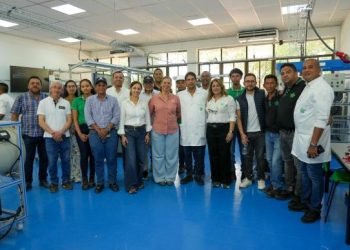 SENA Regional Guajira recibió primer laboratorio eólico de Colombia, gracias a Ministerio de Minas y Energía y FENOGE