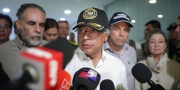 Presidente Petro ordena ofensiva militar contra autores de atentado terrorista en Cali