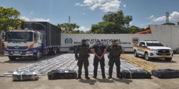 La Policía Nacional incauta cargamento de casi dos toneladas y media de marihuana avaluado y captura a un hombre en zona rural de Hatonuevo