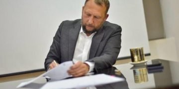 Alcalde de Tunja firma acuerdo colectivo que fortalece la educación pública de la ciudad