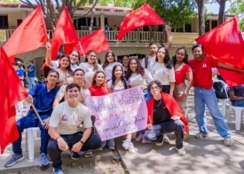 Estudiantes de UNIMAGDALENA celebran avance histórico en la educación superior pública del país