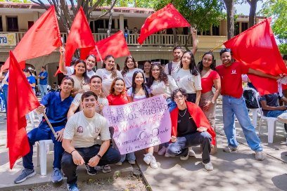 Estudiantes de UNIMAGDALENA celebran avance histórico en la educación superior pública del país
