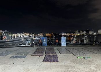 Incautan dos toneladas de cocaína a bordo de un buque de carga en el Caribe