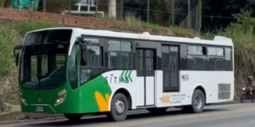 Inició proceso de transición de Metrolínea con buses padrones en Bucaramanga