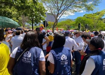 Defensoría del Pueblo llama a garantizar el derecho a la protesta pacífica y rechaza presuntas violaciones de DD. HH. en Medellín