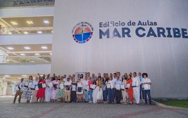En una solemne ceremonia de ingreso y ascenso en la docencia, UNIMAGDALENA homenajeó a 57 profesores