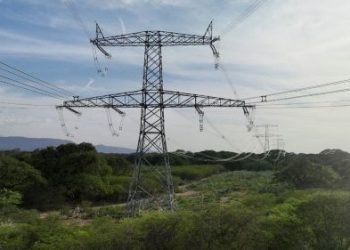Colombia prioriza su soberanía energética y suspende transacciones de electricidad con Ecuador