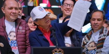 Presidente Petro anunció que salario vital mantiene aumento del 23,7% en decreto provisional presentado al Consejo de Estado