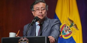Respaldo a gestión del presidente Petro aumentó 11 puntos y alcanzó el 49,1% en febrero de 2026, según encuesta de Invamer