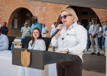 Deudas de EPS con hospitales del Magdalena ascienden a $304 mil millones: gobernadora Margarita al MinSalud que intervenga