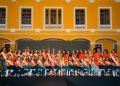 Triple A y DILO entregan juego de sala y comedor a la ganadora del Reinado Popular 2026