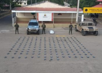Tropas del Ejército Nacional incautaron 183 kilos de clorhidrato de cocaína en La Guajira