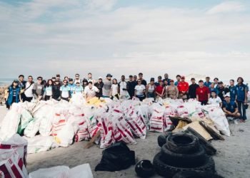 La Playa Los Cocos recibió una jornada de limpieza ambiental liderada por UNIMAGDALENA