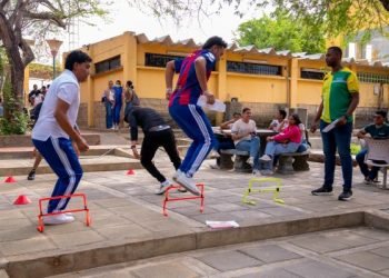 Instituto de deportes y universidad de La Guajira promueven el deporte de orientación como eje pedagógico
