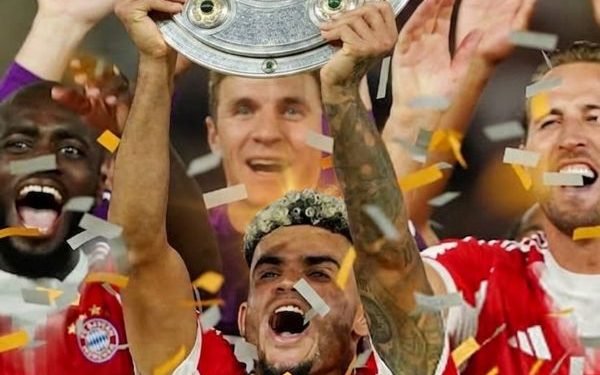 Luis Díaz se coronó campeón en la Bundesliga con el Bayer Múnich