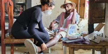Médico en casa atiende a afectados por vendaval en Concordia, Magdalena