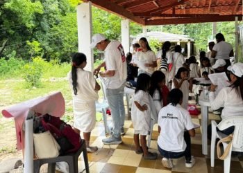 Gobernación de La Guajira lleva atención integral en salud a la comunidad de wiwa, en Dibulla