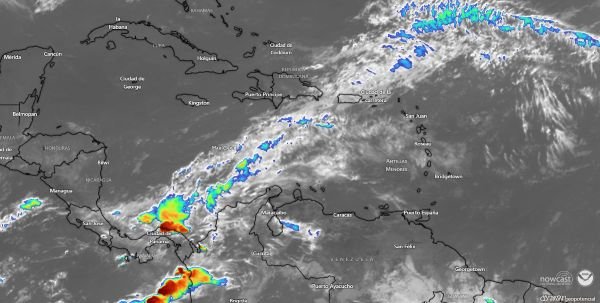 Corpoguajira entrega recomendaciones a la comunidad por lluvias en La Guajira