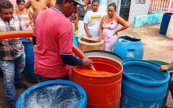 Para atender crisis de abastecimiento, la gobernadora del Magdalena Margarita Guerra ordenó el envío de 130 mil litros de agua potable a Puebloviejo y Tasajera