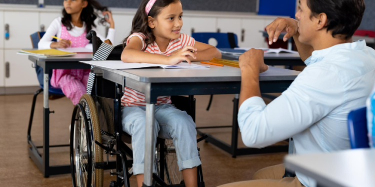 Uniguajira fortalece la formación docente con diplomado sobre educación inclusiva
