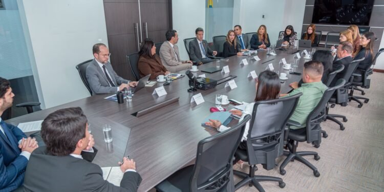 Gobierno Nacional activa ruta integral para recuperar empresas, empleo y turismo en Risaralda