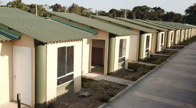 Cerrejón impulsa la reconstrucción de viviendas para familias afectadas por el terremoto con el apoyo del Minuto de Dios.